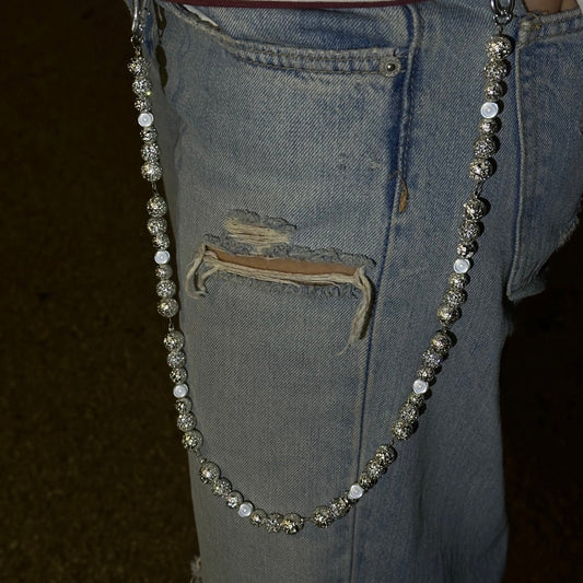 WHITE GLOWING PANTS CHAIN